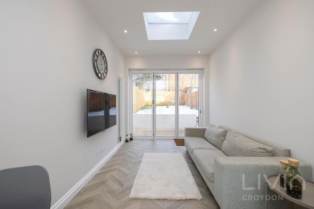 2 Bed Flat -Zone 1-4 London Apartamento Thornton Heath Exterior foto